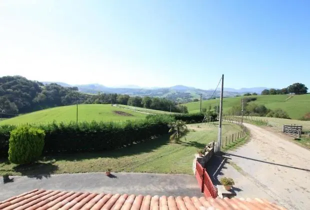 A La Ferme Larranda Daire Suhescun